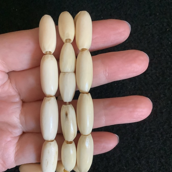 Vintage genuine ivory beads necklace. - Picture 5 of 12